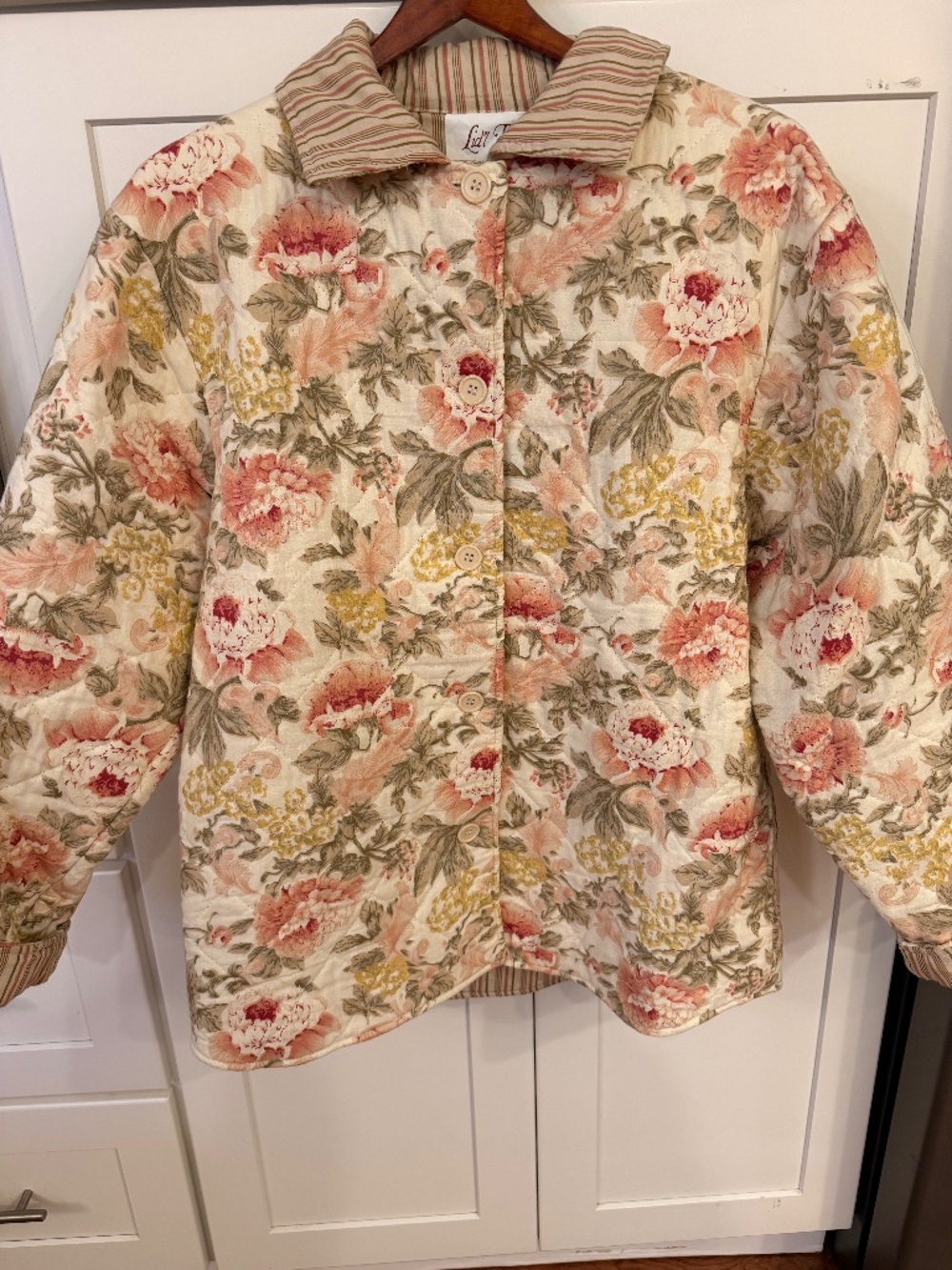 Vintage Lid'l Dolly's Quilted Jacket Size L Floral Peony Grandmacore